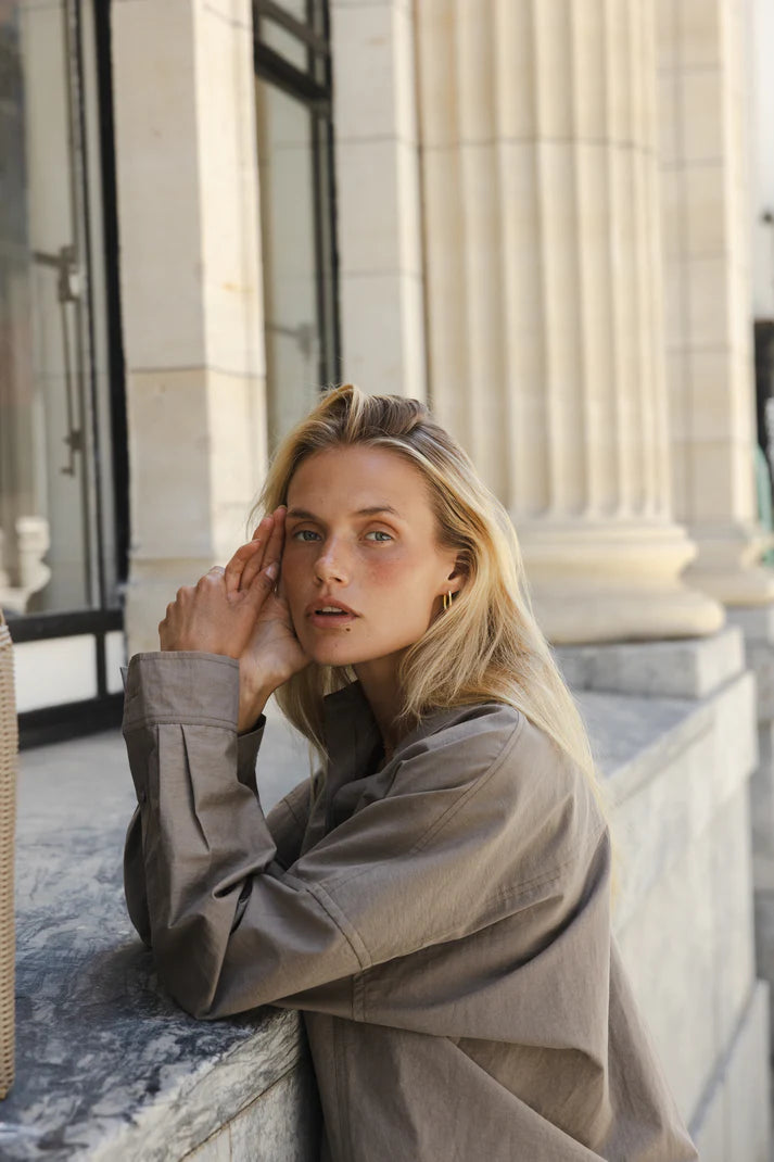 SOPHIE Boxy Shirt