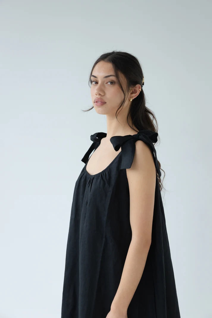 SOPHIE Bow Dress