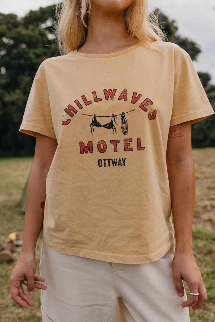 OTTWAY Chill Waves Motel Unisex T-shirt