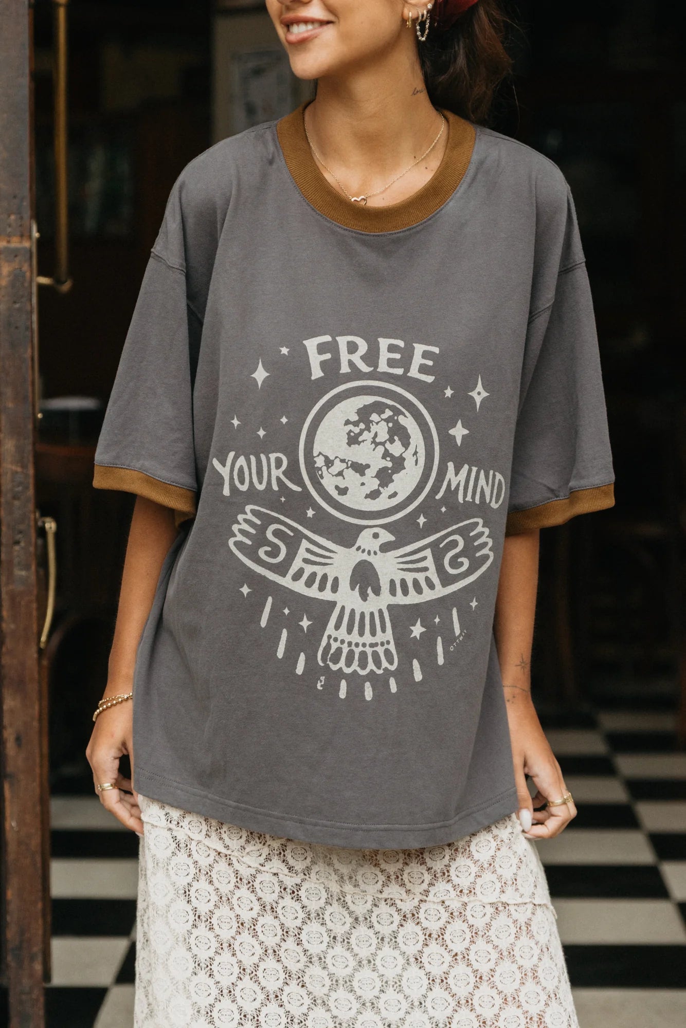 OTTWAY Free Your Mind Oversized T-Shirt